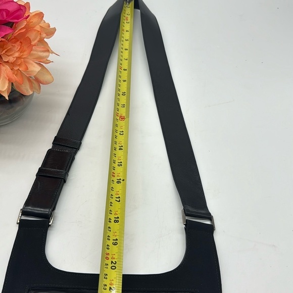 Stuart Weitzman Black Crossbody Mixed Medium Bag - Fabric and leather combo - Picture 12 of 16